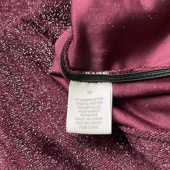 NEW Ultra Flirt Long Sleeve Top Burgundy with Sparkle Size M - Picture 9 of 10